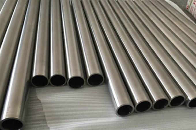 Cold-Drawn-Seamless-CDS-Steel-Tube-1